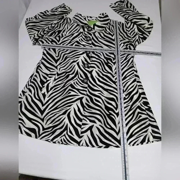 UBU  Flocked, Zebra Print, lined Button Down Jacket. Ladies size M - Picture 4 of 10